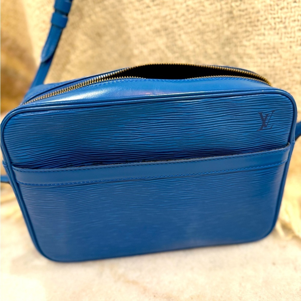 Louis Vuitton EPI Tocadaro Crossbody with matching Elise Wallet - Picture 2 of 16